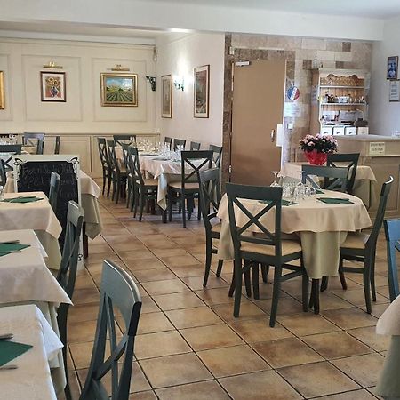 Auberge Les Aromes Grasse Zewnętrze zdjęcie