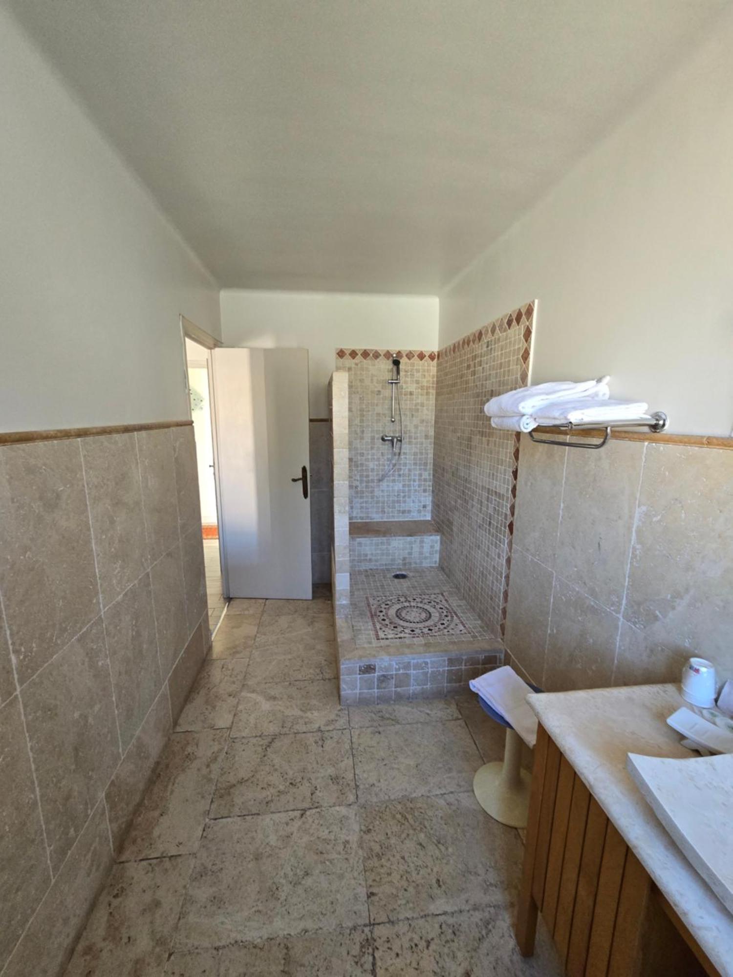 Auberge Les Aromes Grasse Zewnętrze zdjęcie