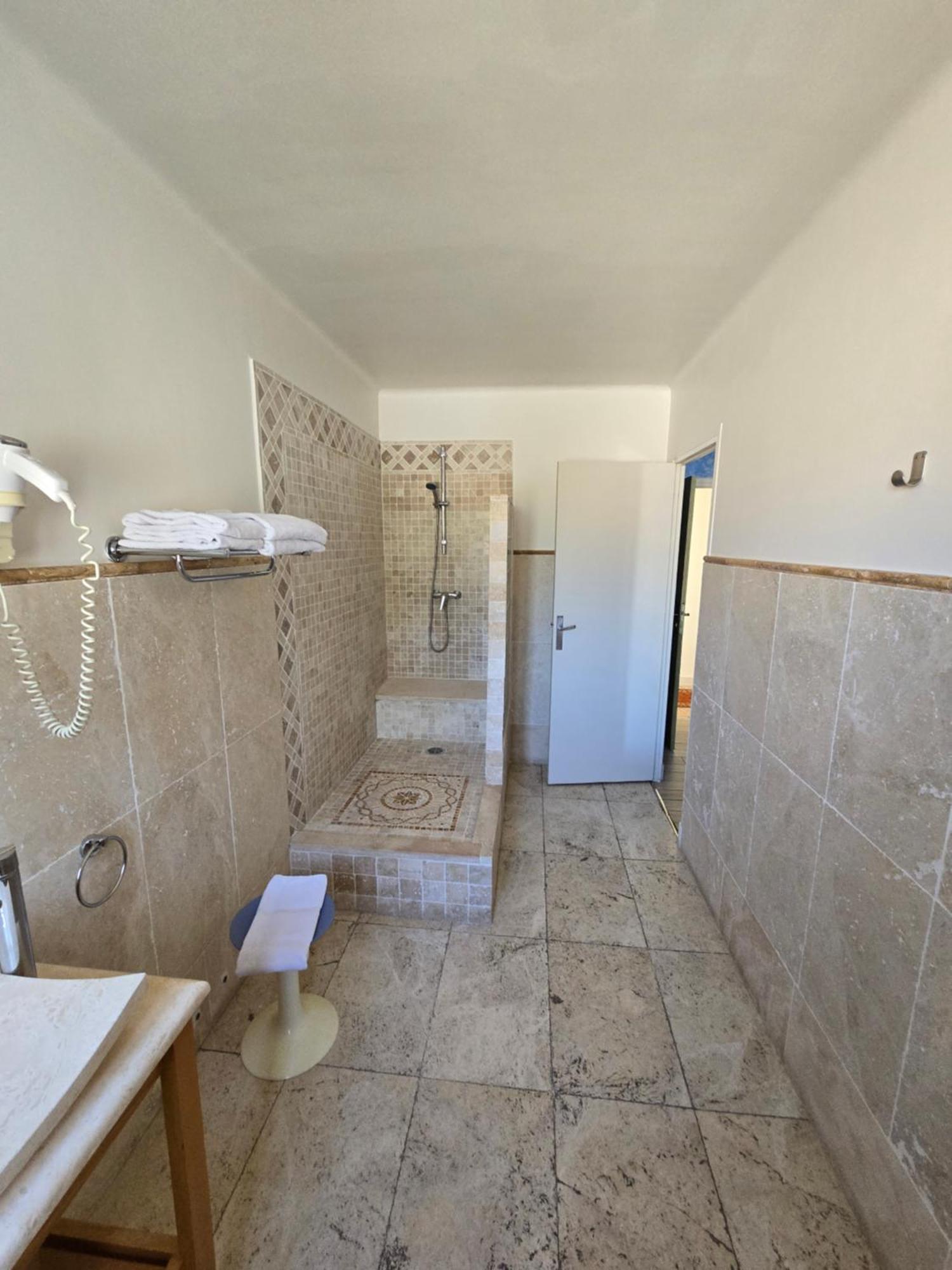 Auberge Les Aromes Grasse Zewnętrze zdjęcie