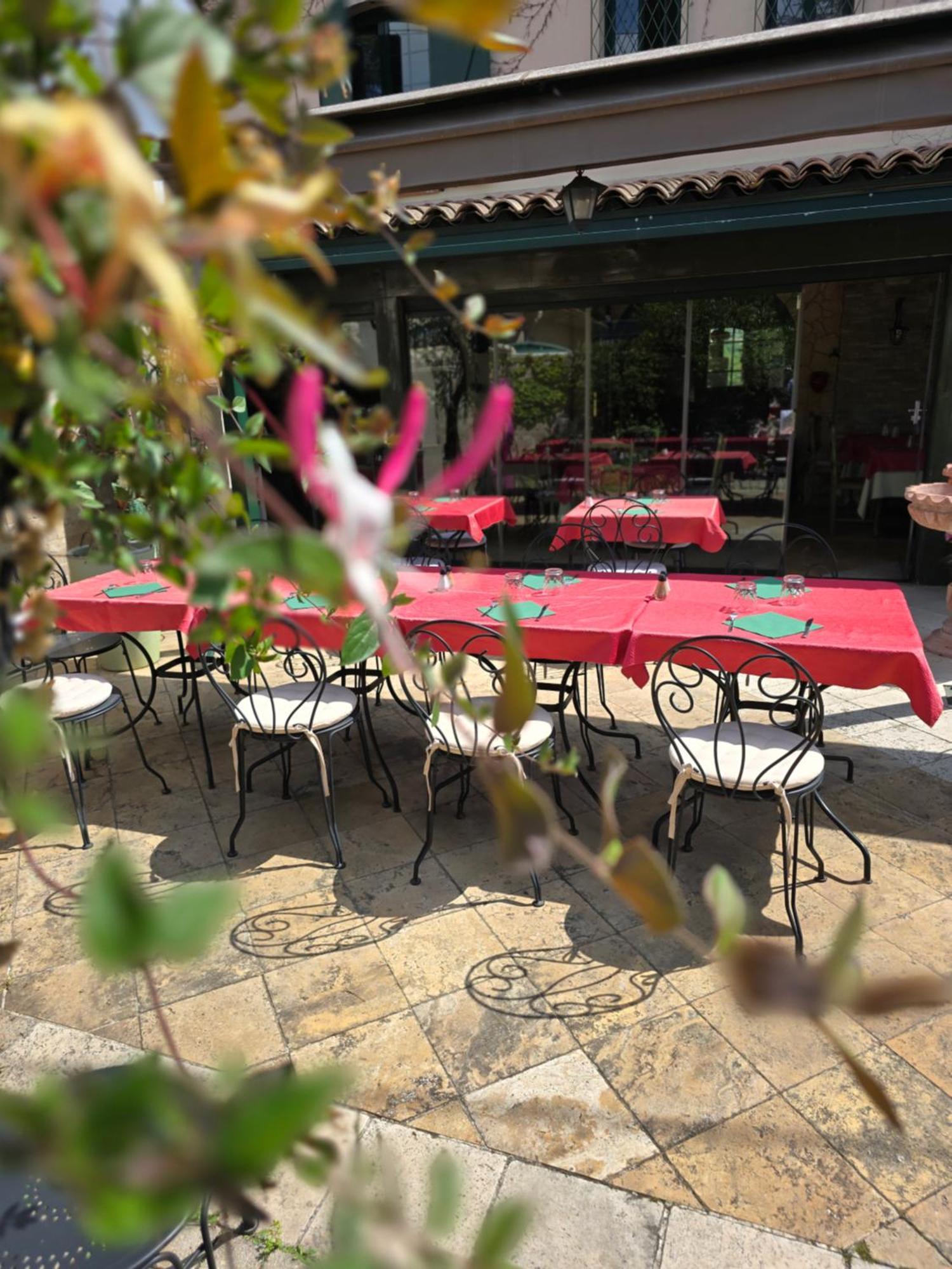 Auberge Les Aromes Grasse Zewnętrze zdjęcie